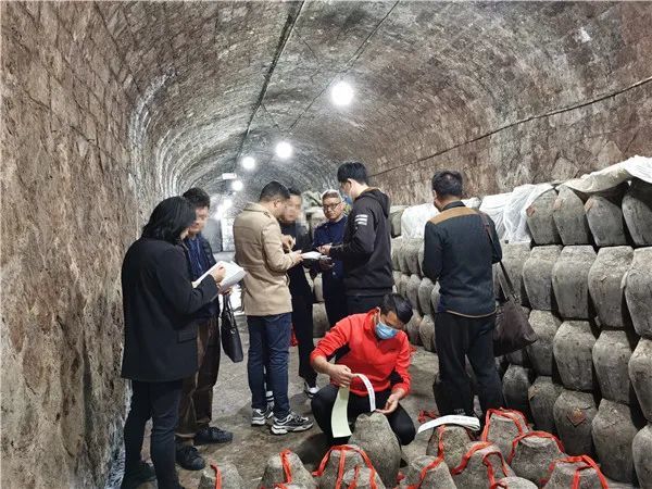 虚构“酒龄”被罚1012.3万元，浙江温州市监查处一起假冒伪劣食品案入选全国典型